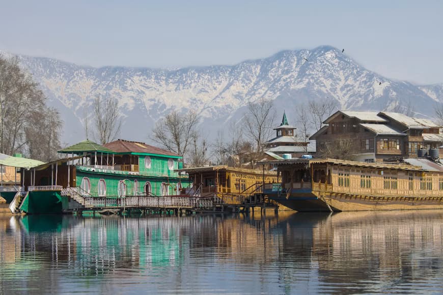 Gemstone Tours And travels cover photo