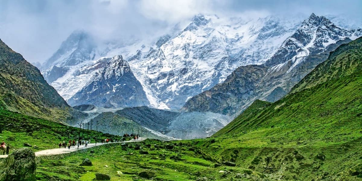 Brahma Tal Alpine Snow Adventure