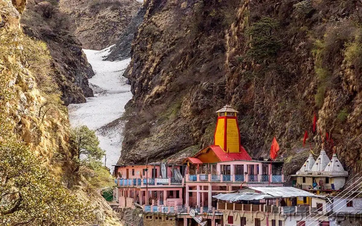 Dayara Bugyal Alpine Meadow Trek