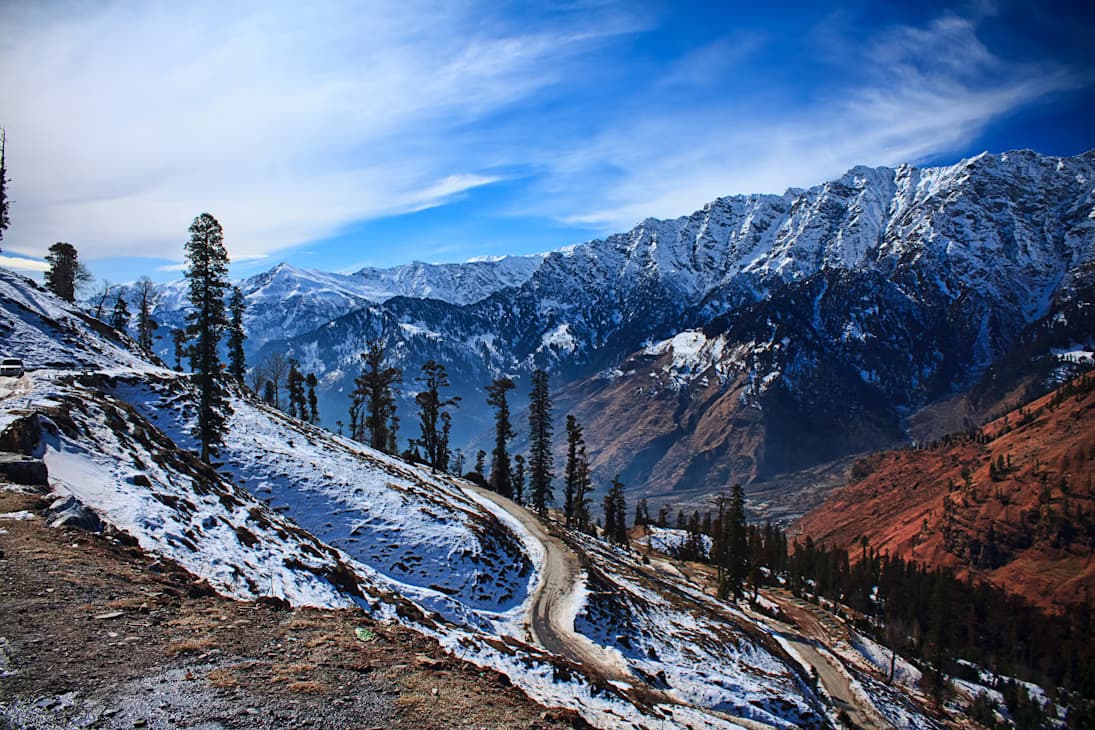 Manali Volvo Adventure Tour