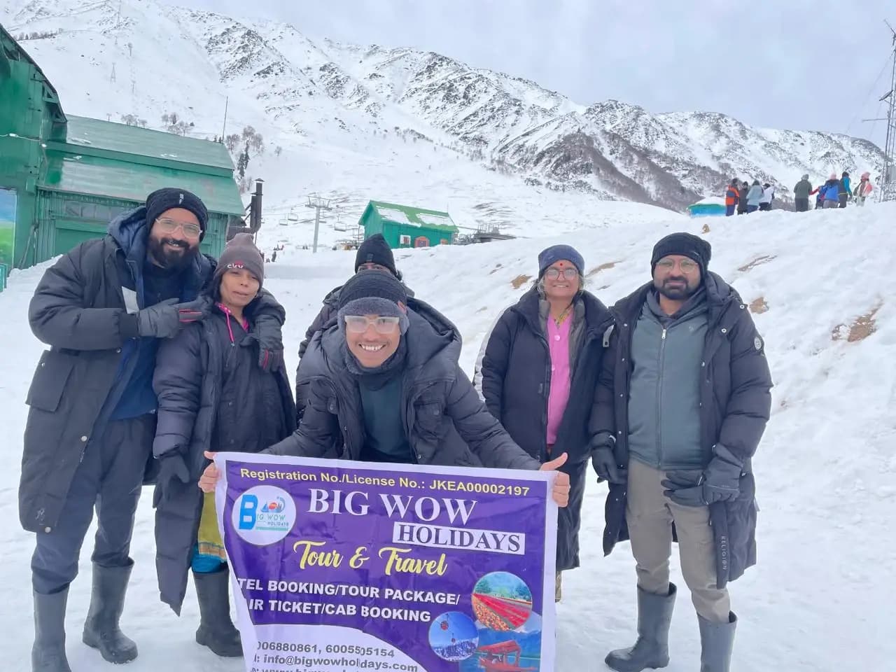 Big Wow Holidays cover photo